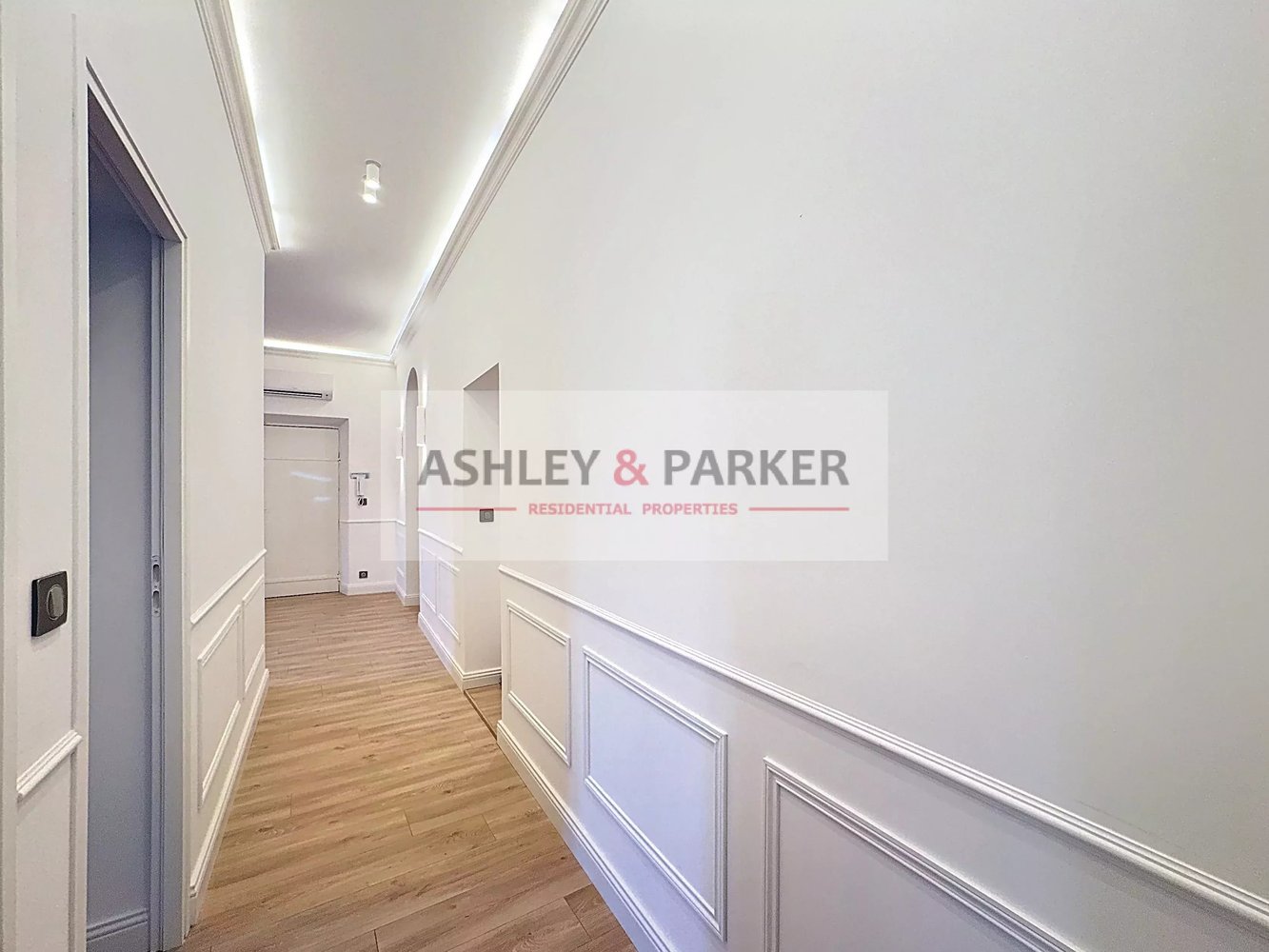 Property photo in Port