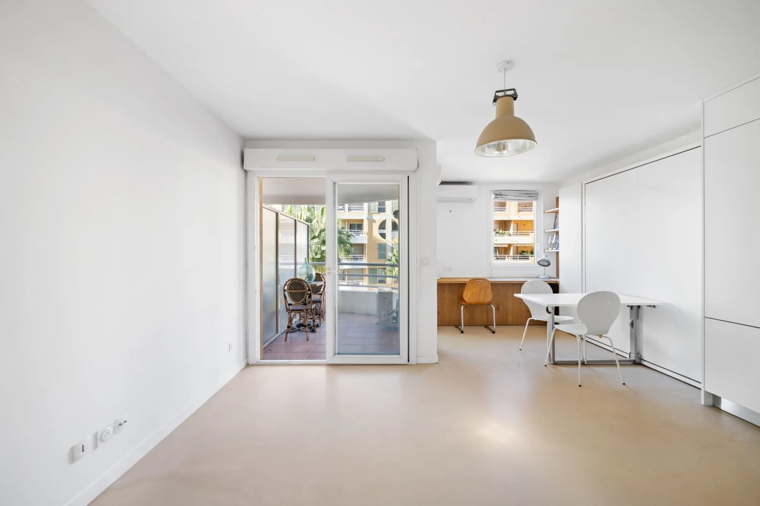 Property photo in Port