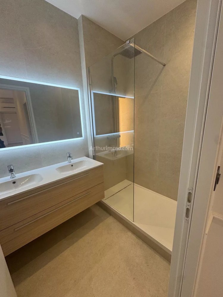 Property photo in Port