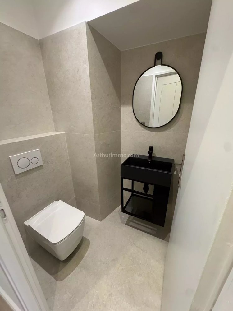 Property photo in Port