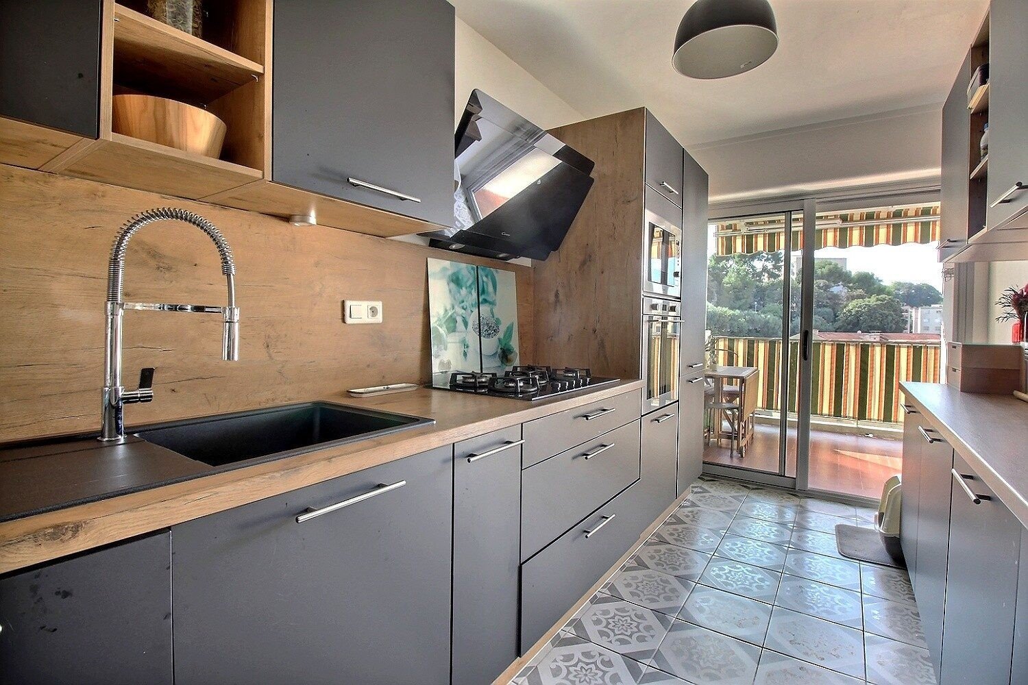 Property photo in Port