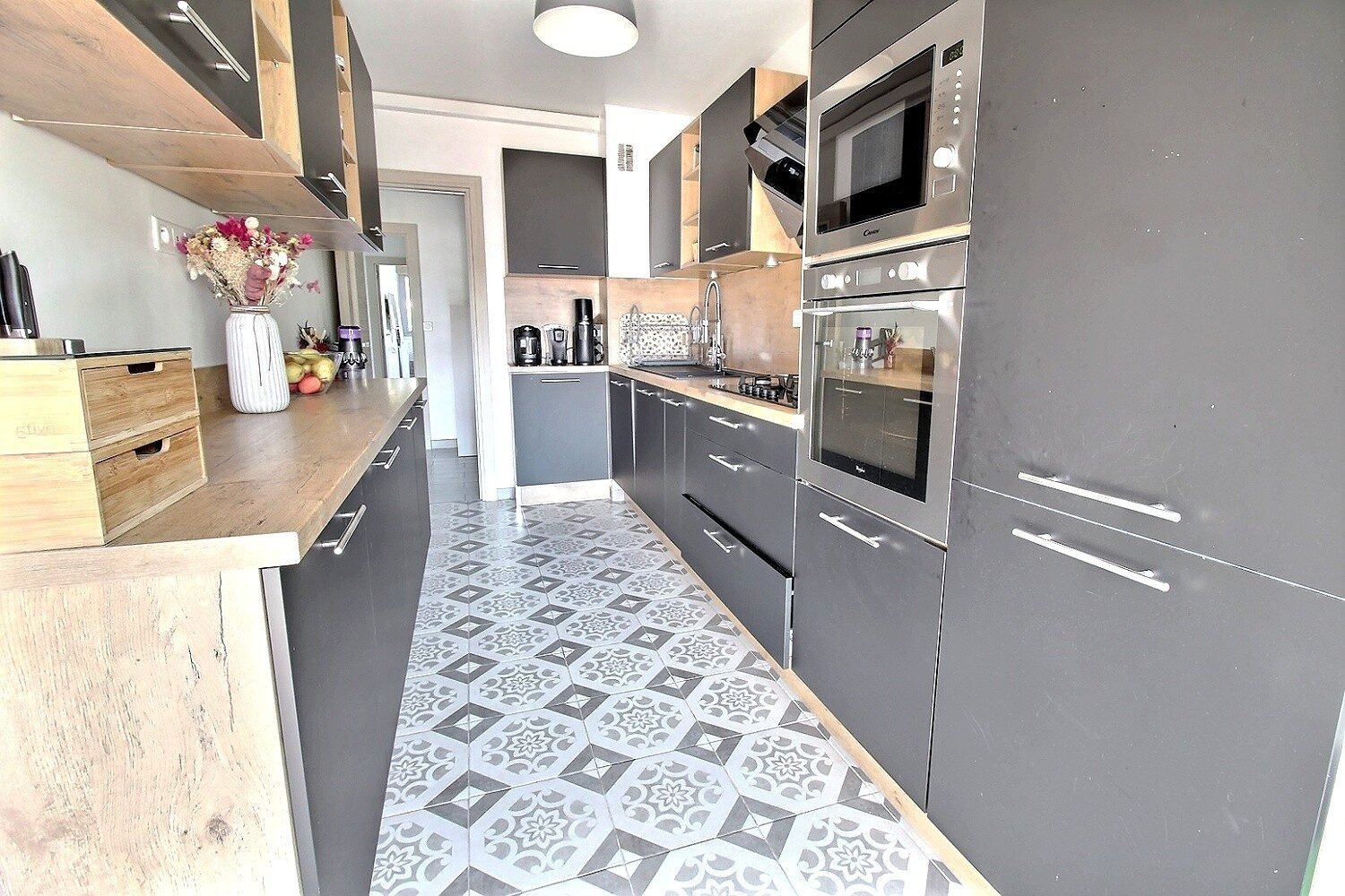 Property photo in Port