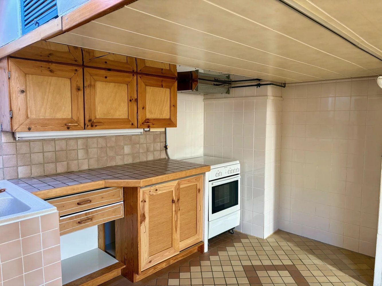 Property photo in Port