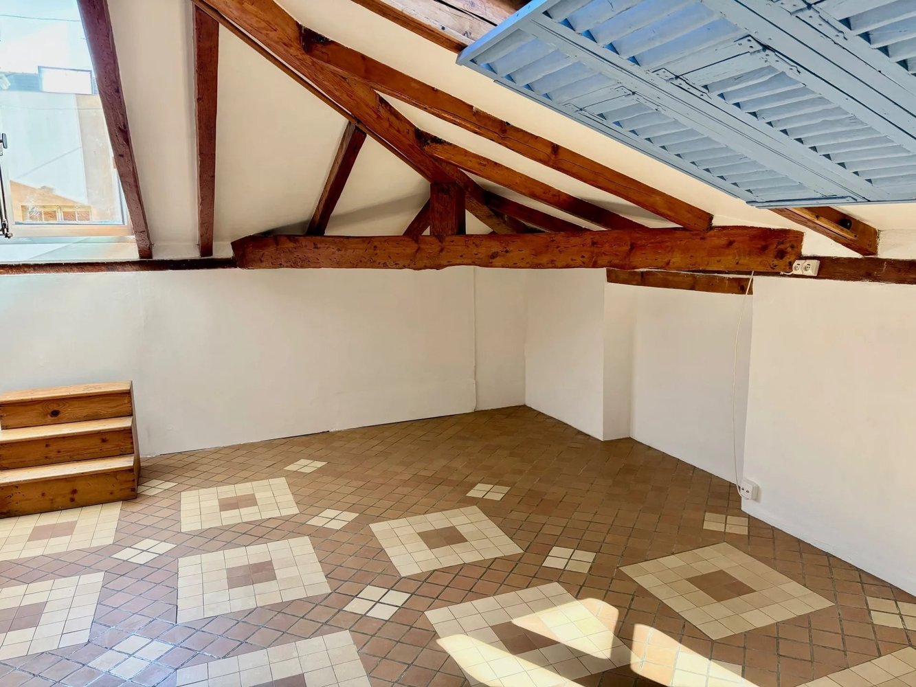 Property photo in Port