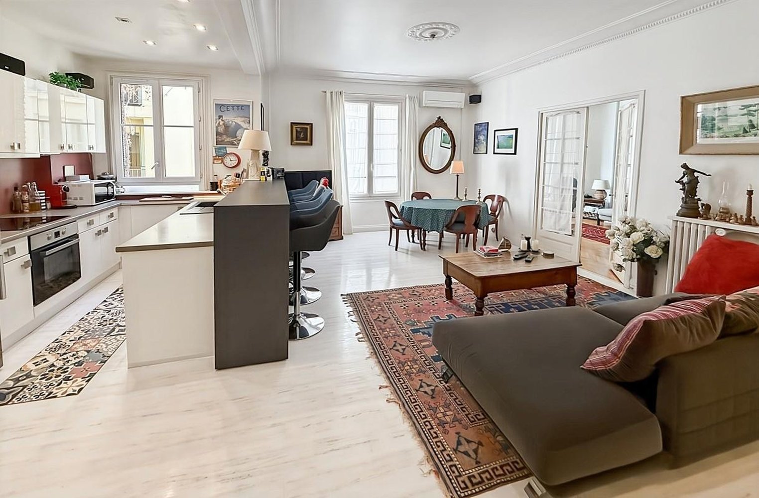 Property photo in Carre d'Argent