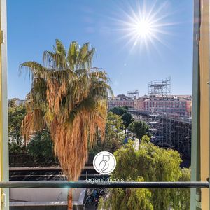 Property in Carre d'Argent