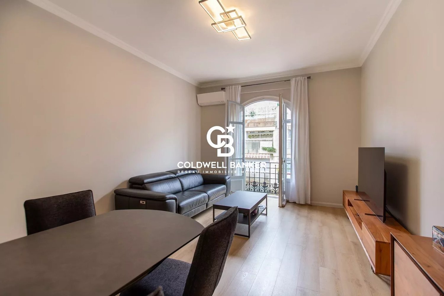 Property photo in Carre d'Argent