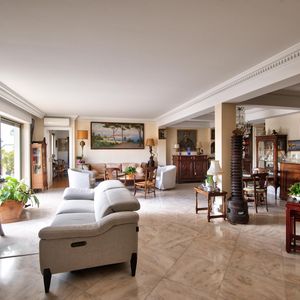 Property in Carre d'Argent