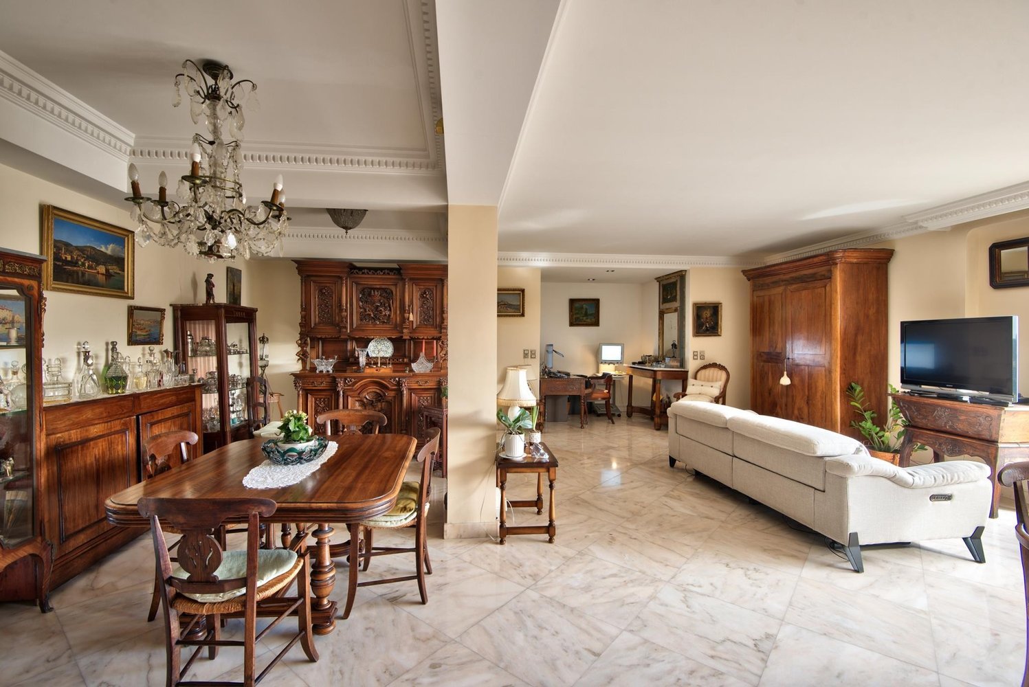 Property photo in Carre d'Argent