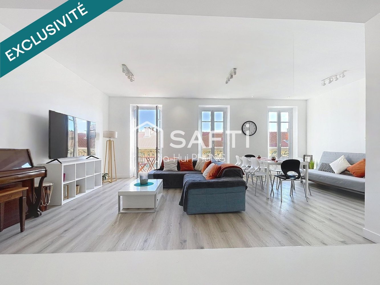 Property photo in Carre d'Argent