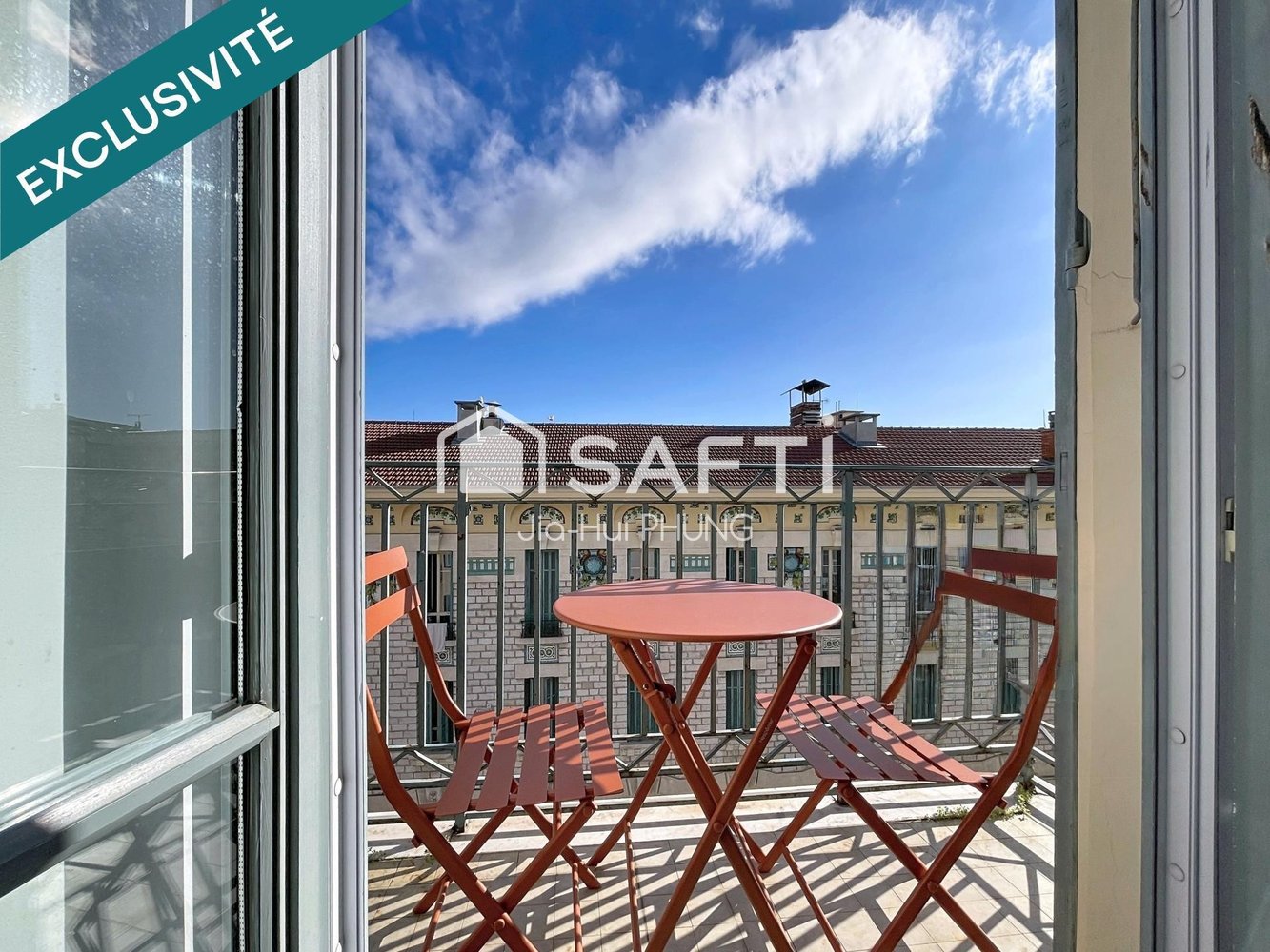 Property photo in Carre d'Argent