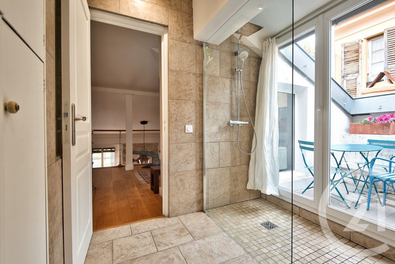 Property photo in Carre d'Argent