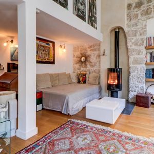 Property in Carre d'Argent