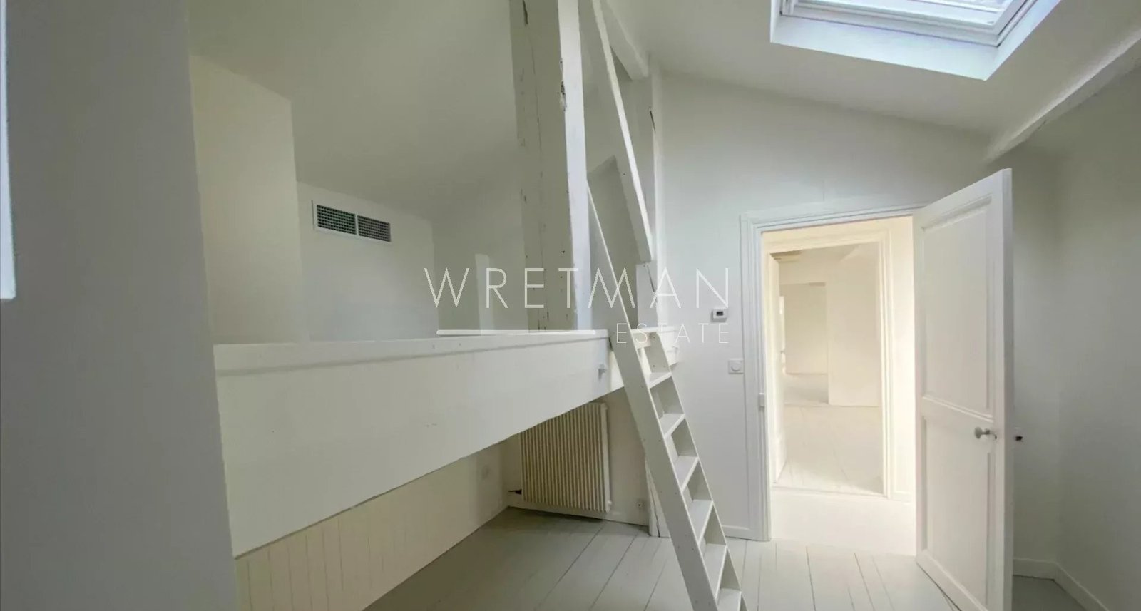 Property photo in Carre d'Argent