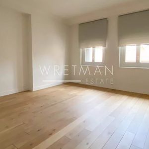 Property in Carre d'Argent