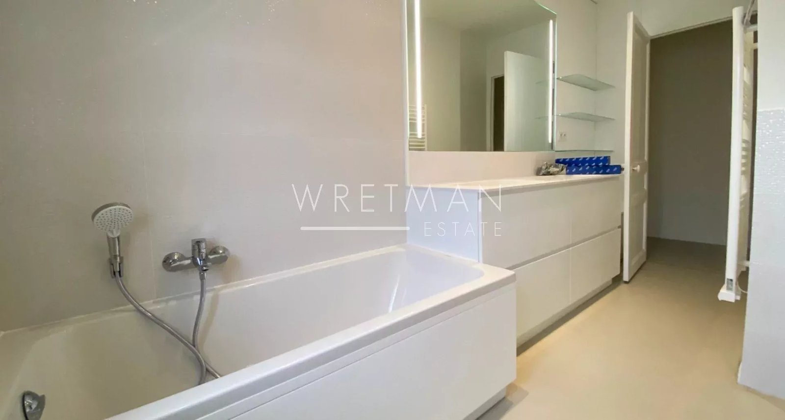 Property photo in Carre d'Argent