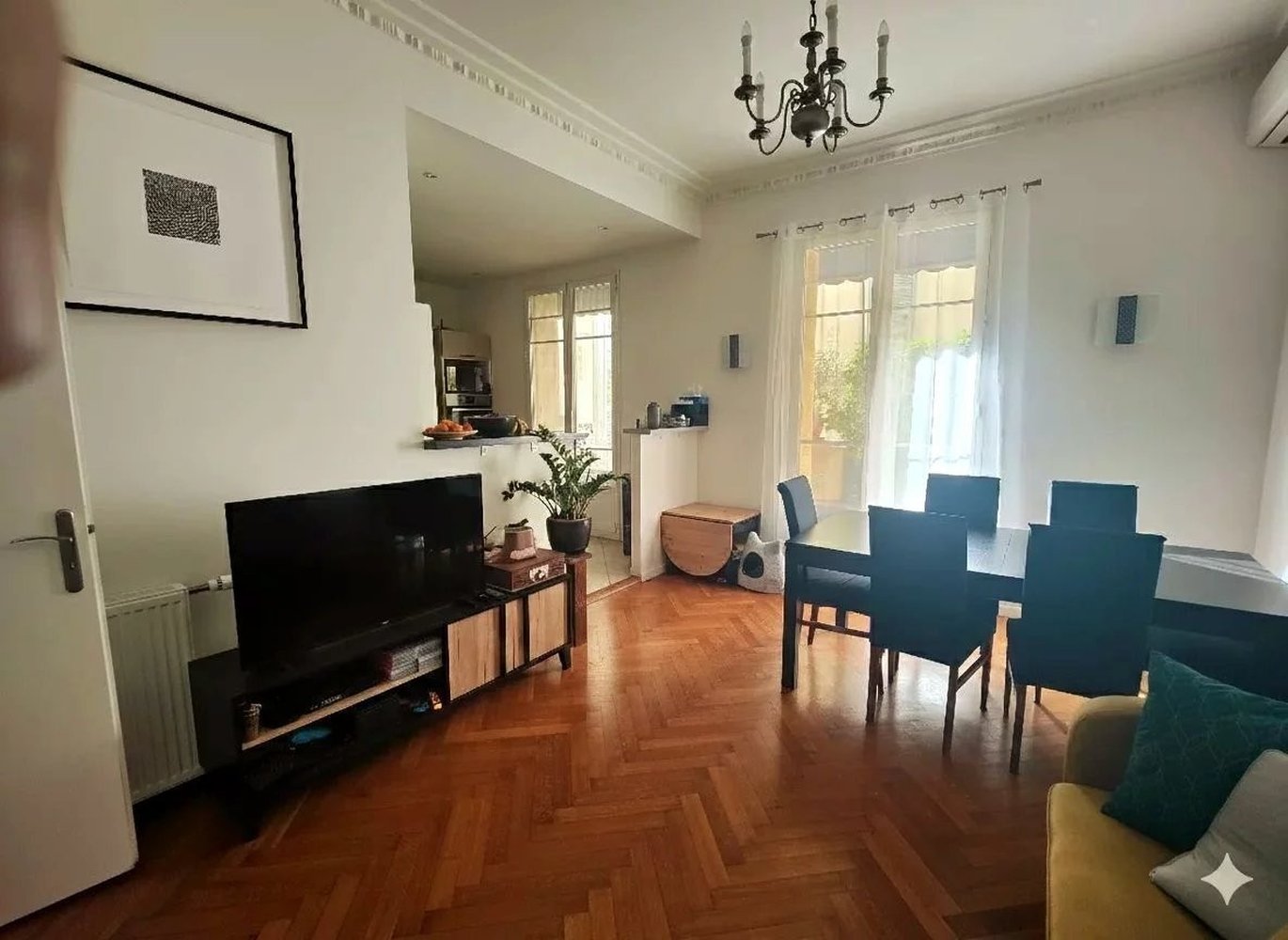 Property photo in Carre d'Argent