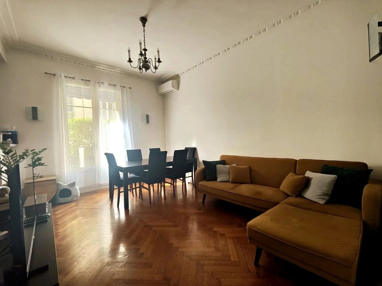 Property photo in Carre d'Argent