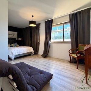 Property in Carre d'Argent