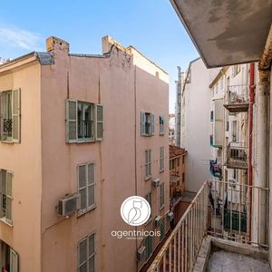 Property in Carre d'Argent