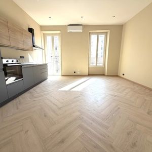 Property in Carre d'Argent