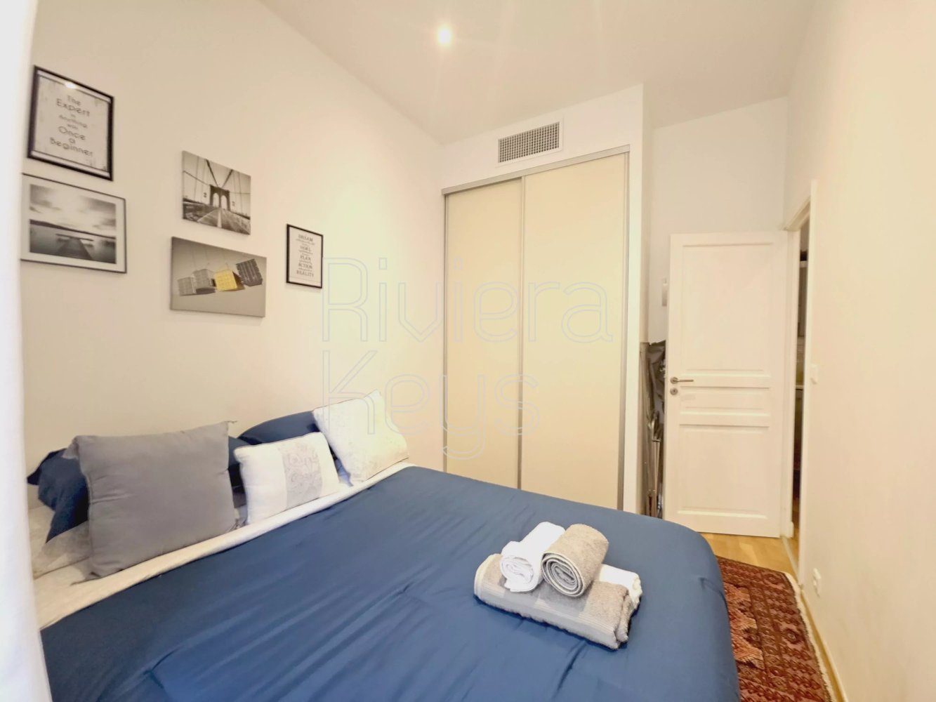 Property photo in Carre d'Or