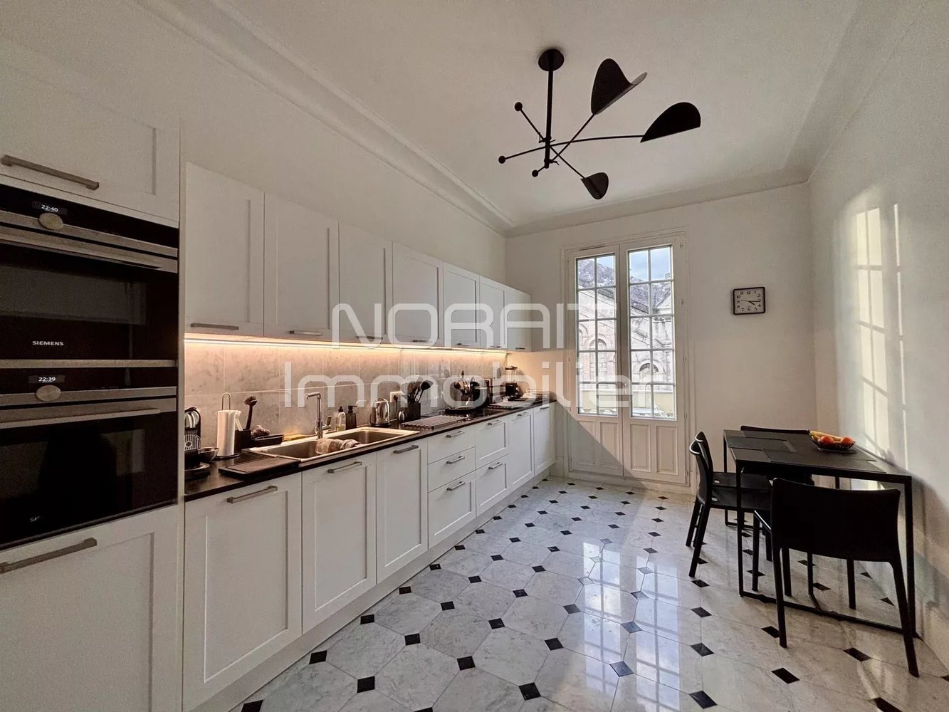 Property photo in Carre d'Or