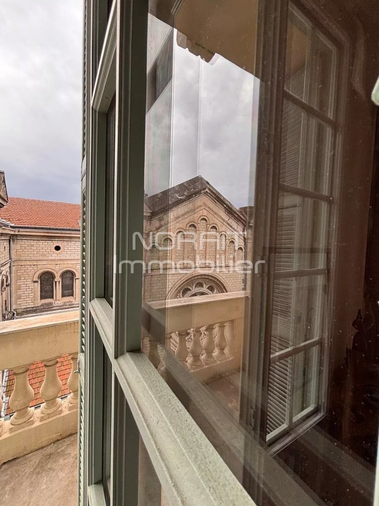 Property photo in Carre d'Or