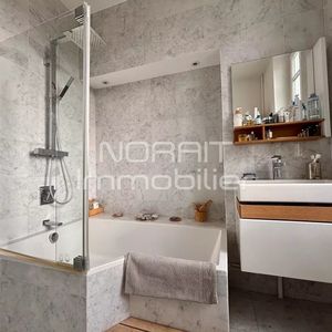 Property in Carre d'Or