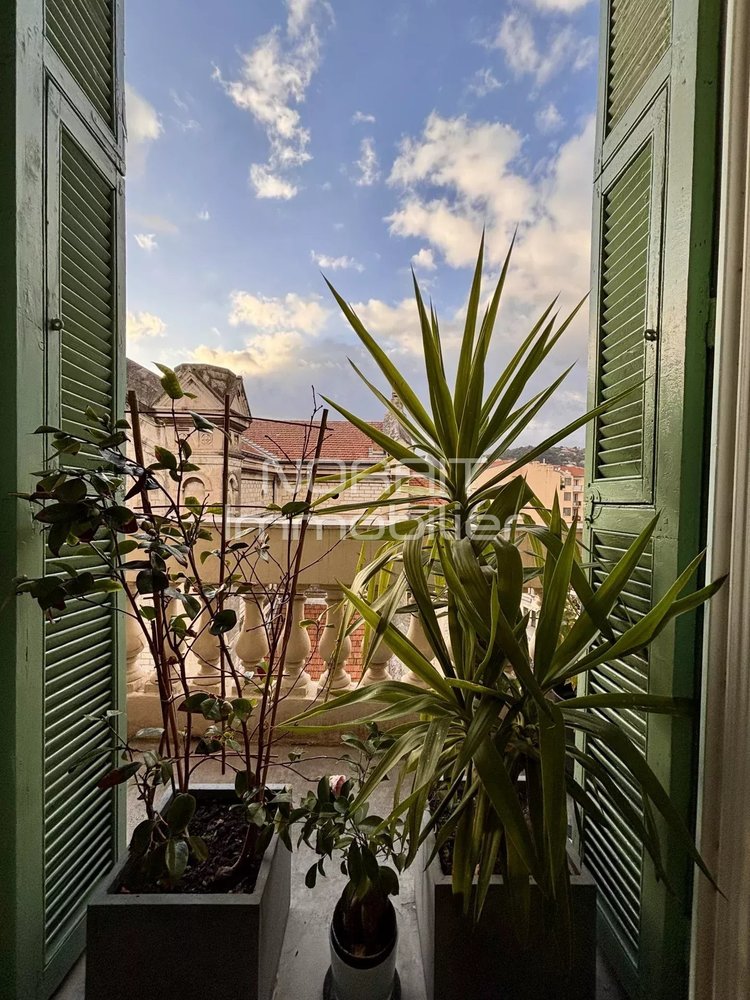 Property photo in Carre d'Or