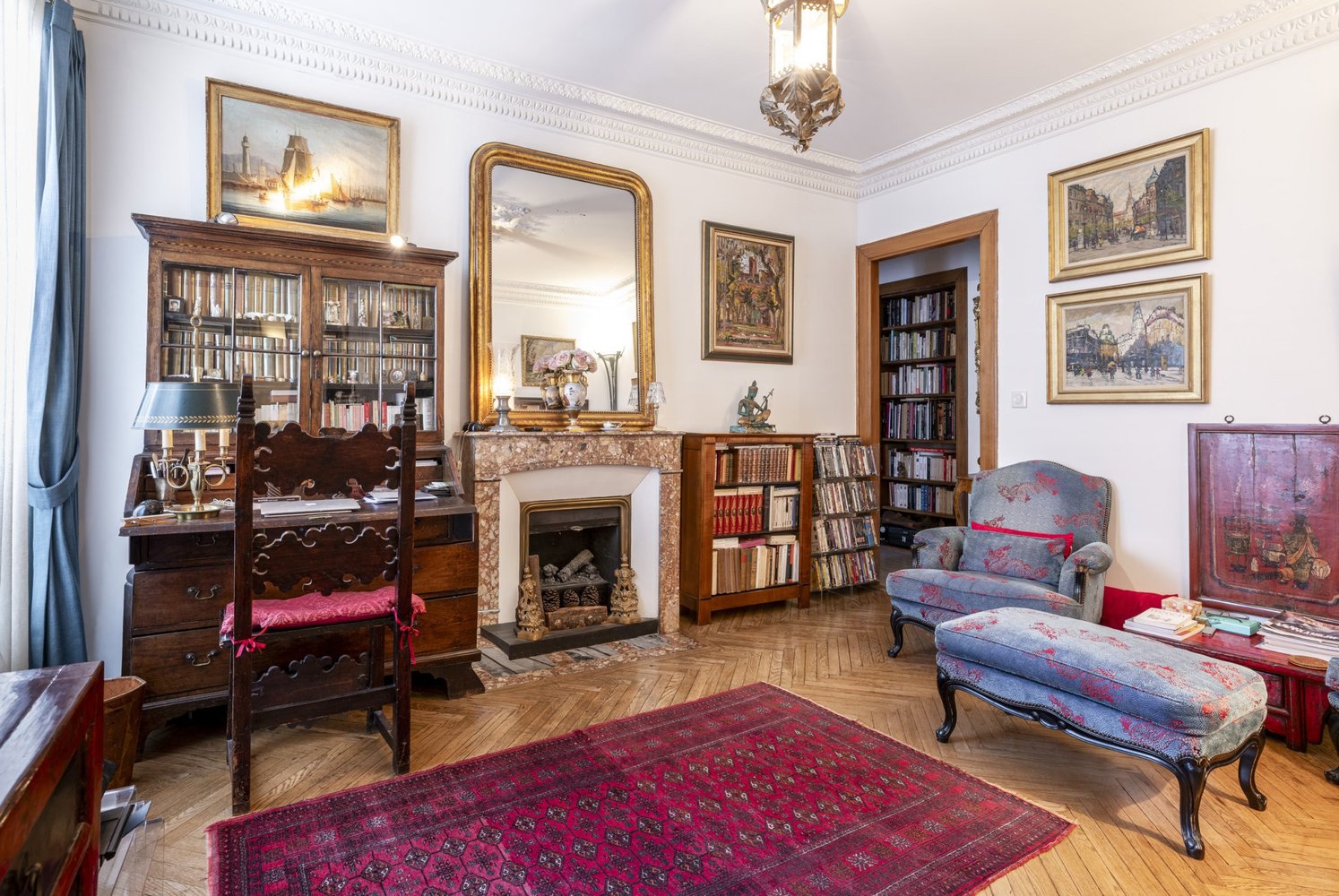 Property photo in Carre d'Or