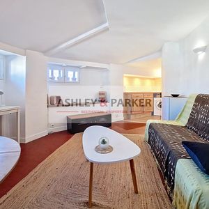 Property in Carre d'Or