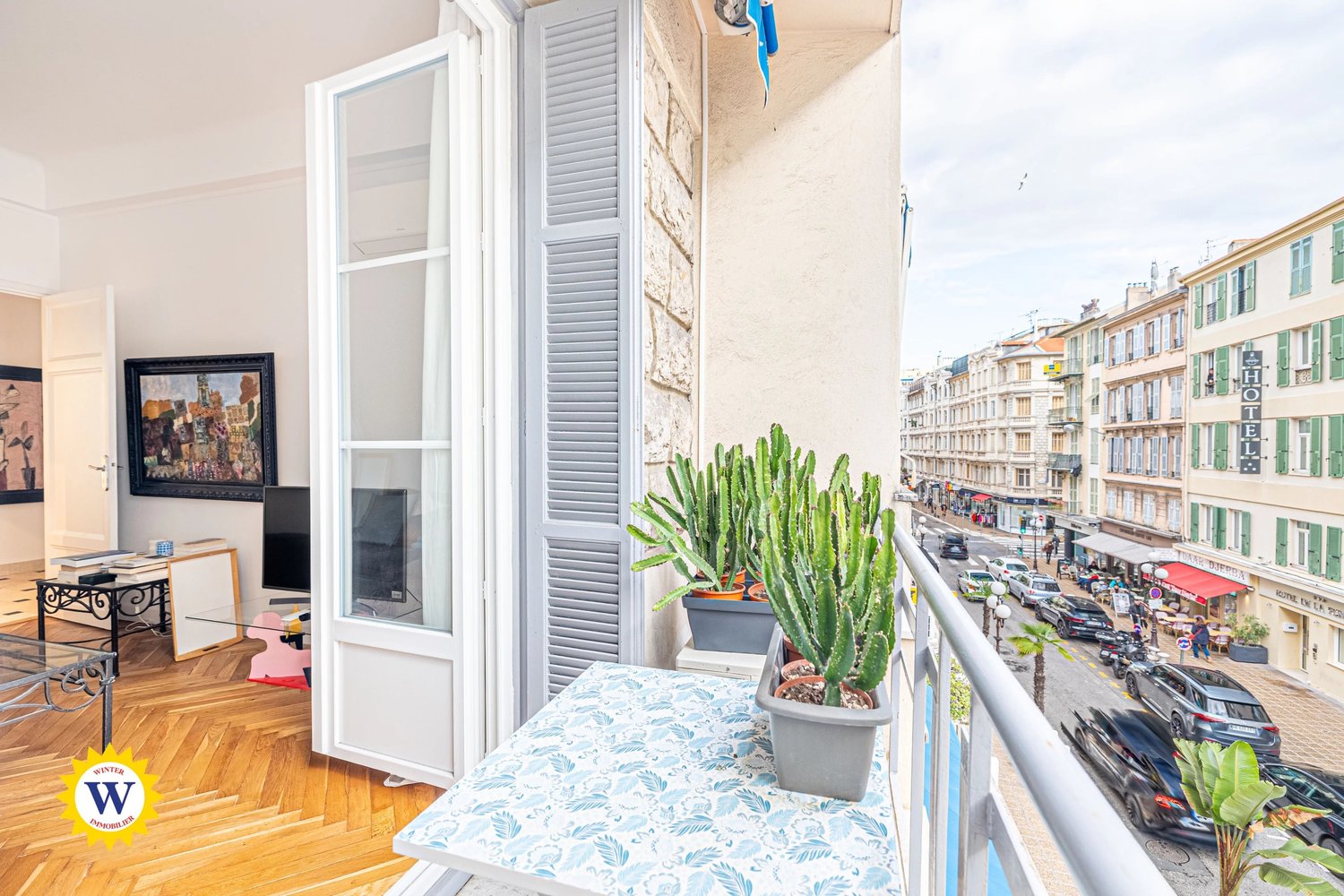 Property photo in Carre d'Or