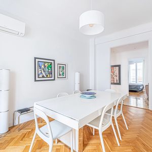 Property in Carre d'Or