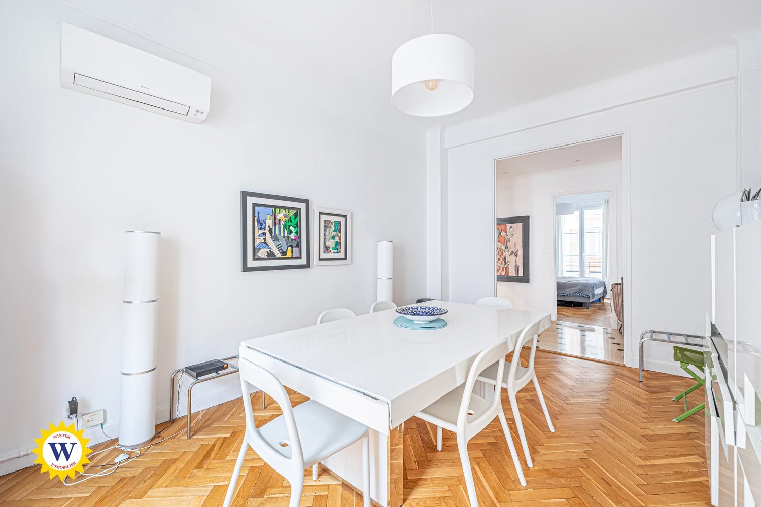 Property photo in Carre d'Or