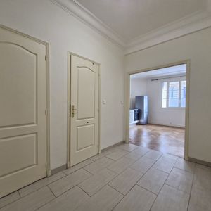 Property in Carre d'Or