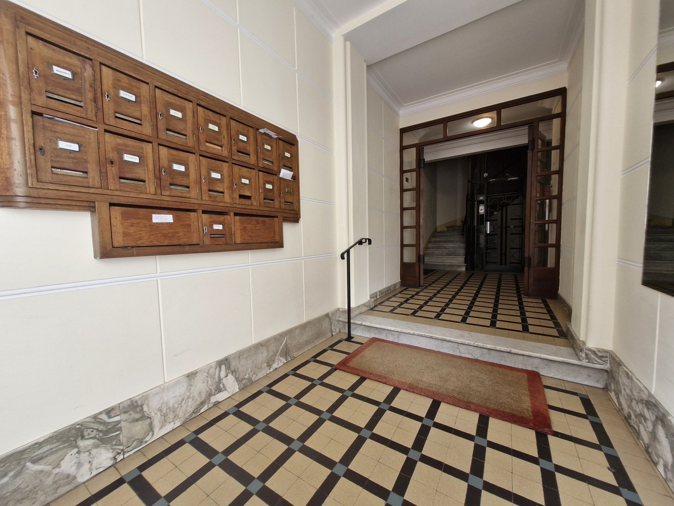 Property photo in Carre d'Or