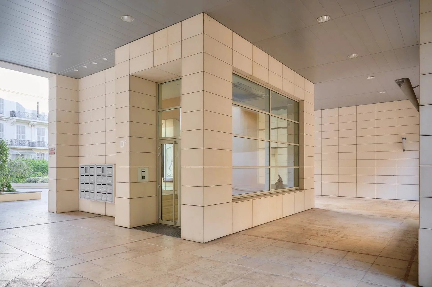 Property photo in Carre d'Or