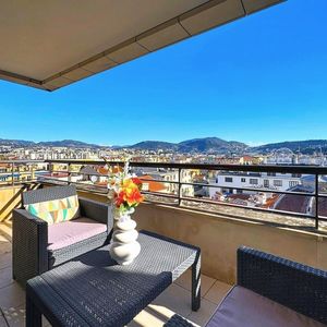 Property in Carre d'Or