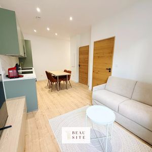 Property in Carre d'Or