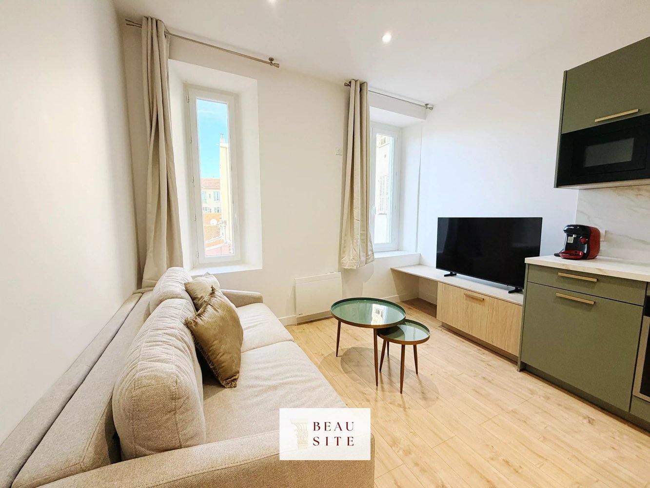 Property photo in Carre d'Or