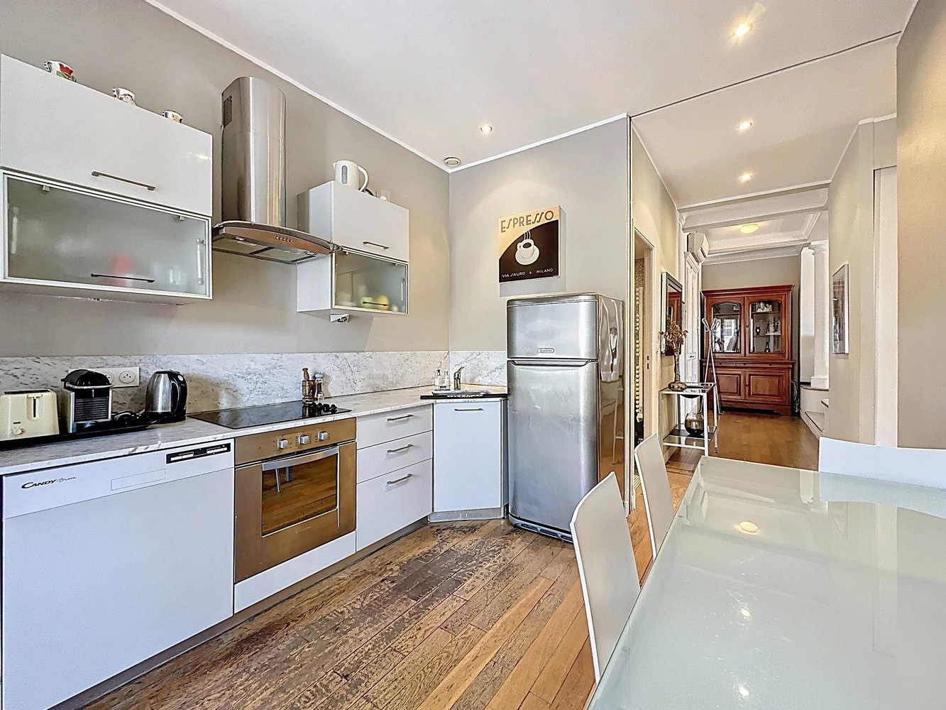 Property photo in Carre d'Or