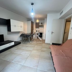 Property in Carre d'Or