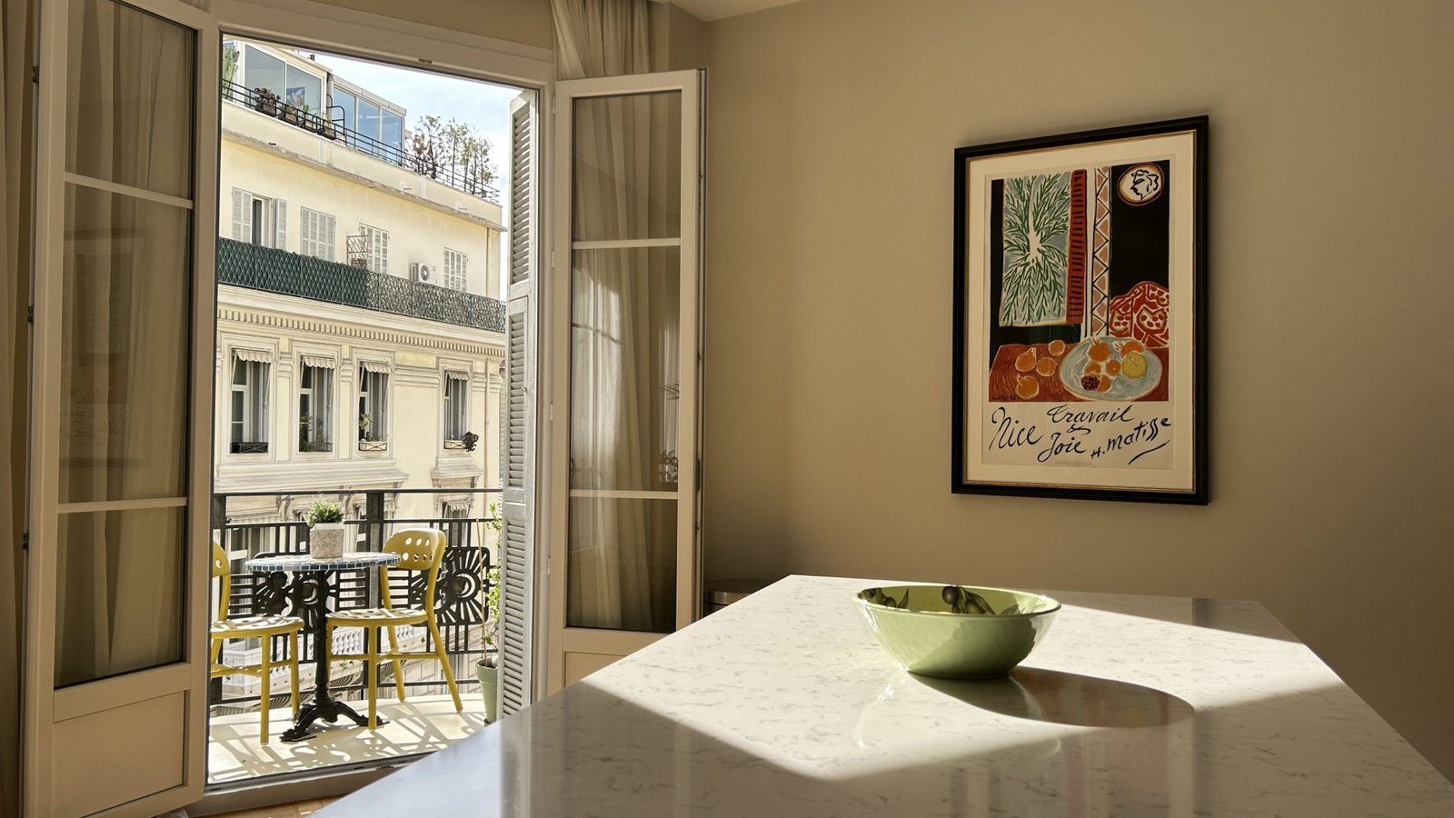 Property photo in Carre d'Or