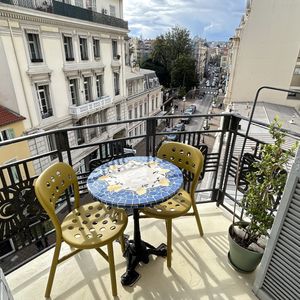 Property in Carre d'Or