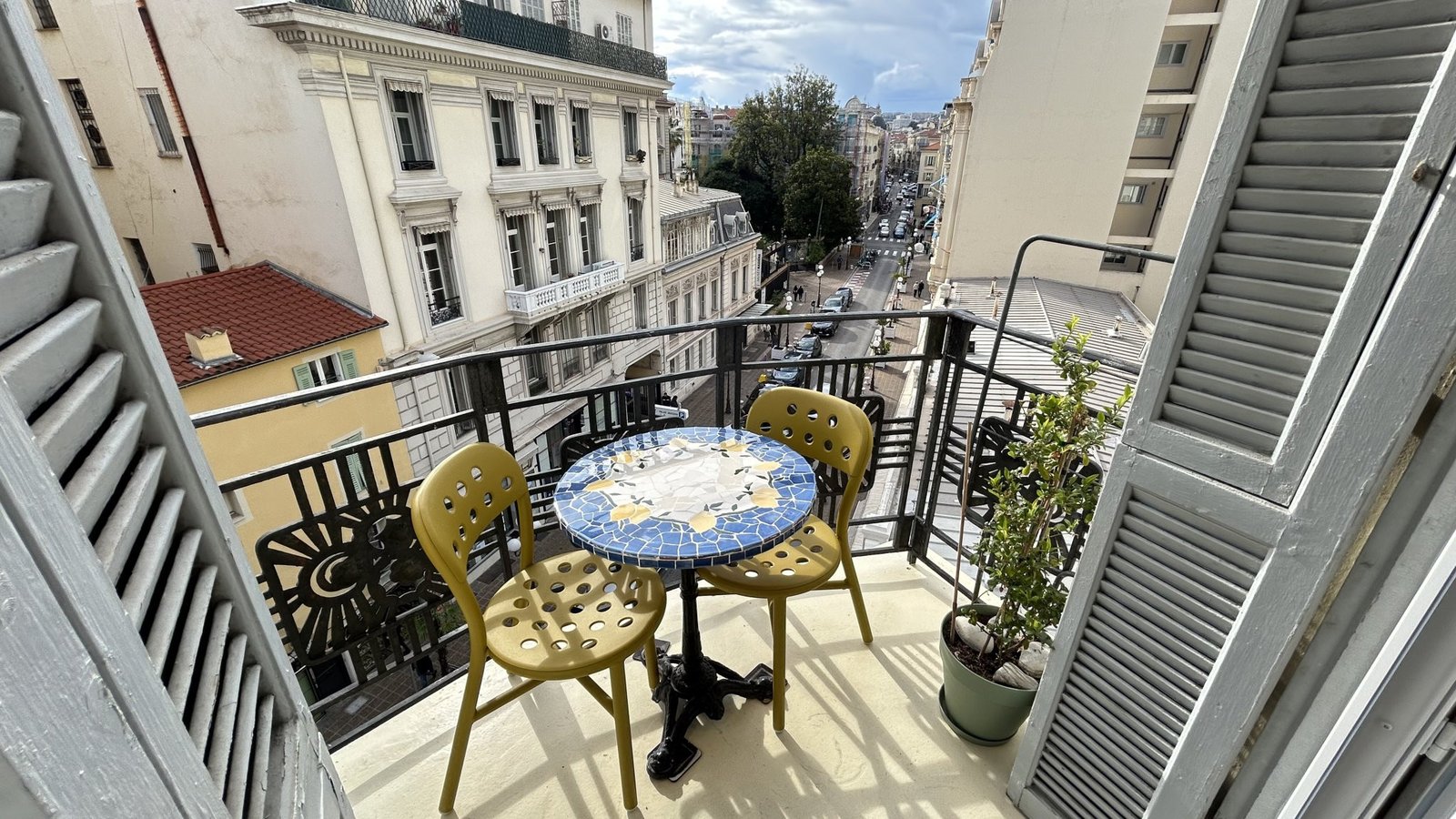 Property photo in Carre d'Or