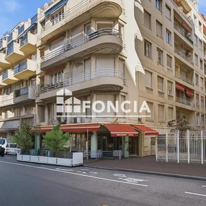 Property in Carre d'Or