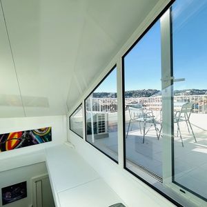 Property in Carre d'Or