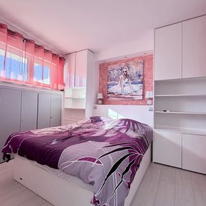 Property in Carre d'Or