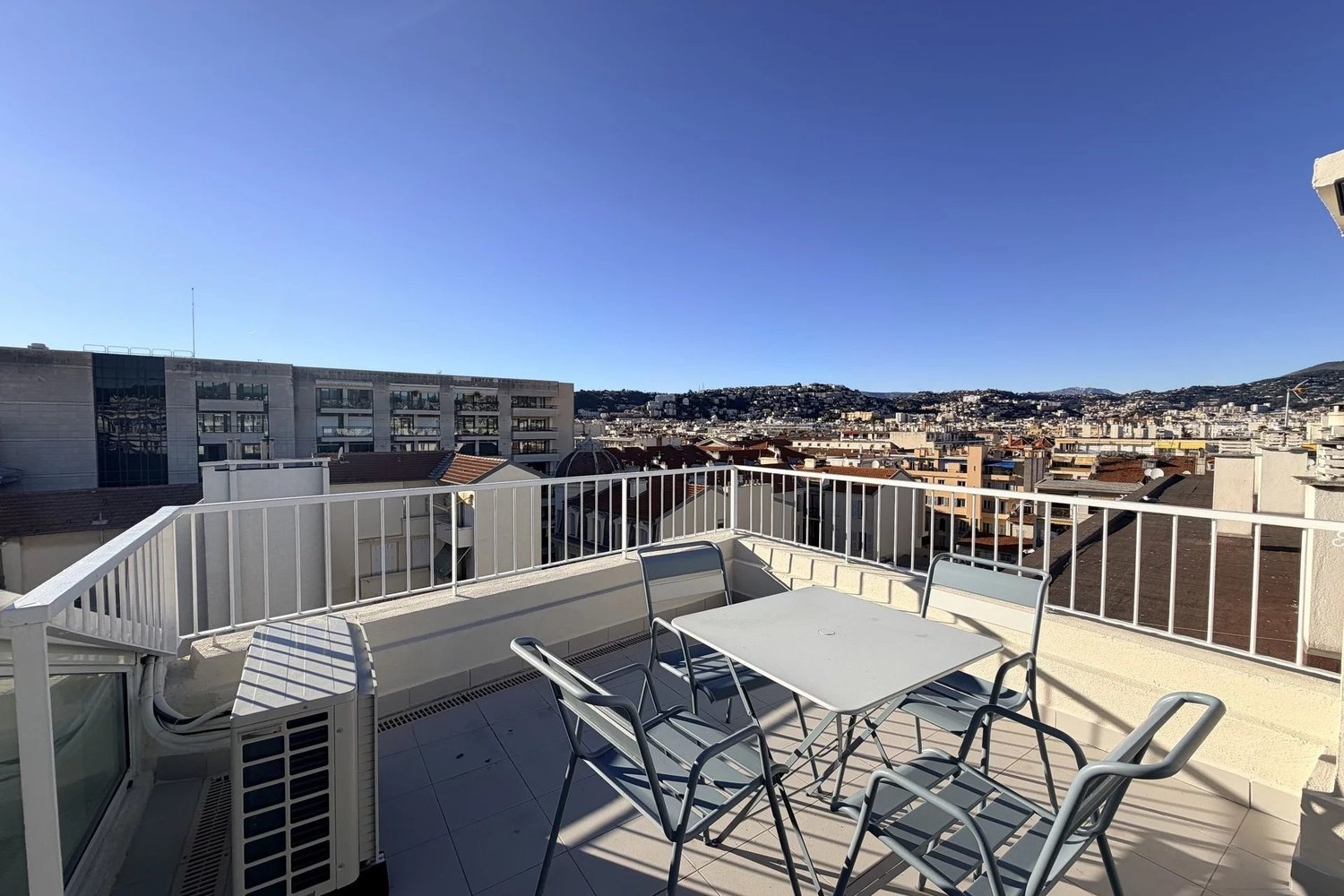 Property photo in Carre d'Or